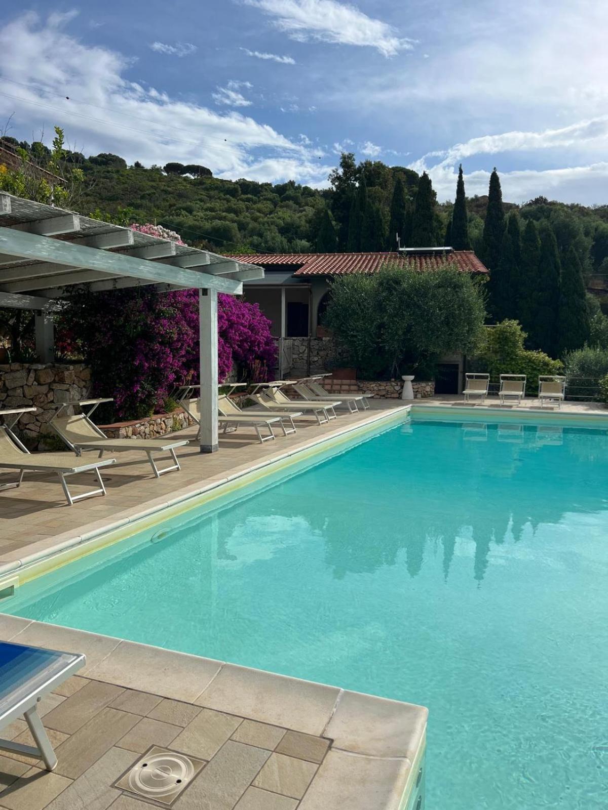 Residence Le Solane Marina di Campo Eksteriør bilde