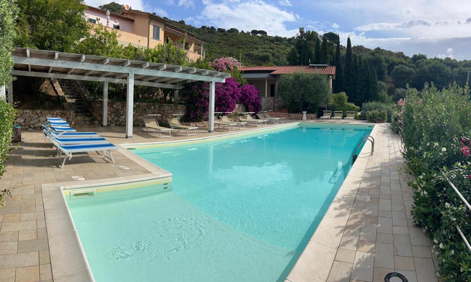 Residence Le Solane Marina di Campo Eksteriør bilde