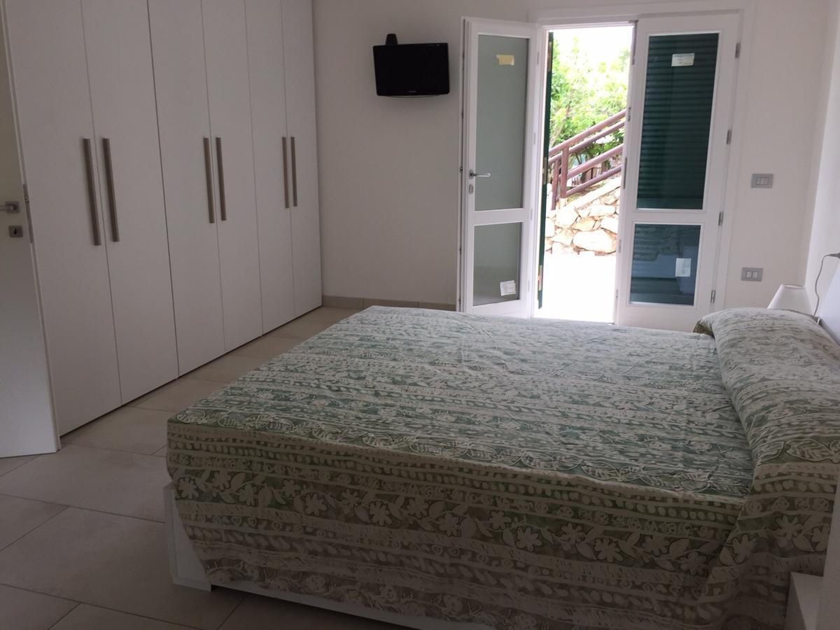 Residence Le Solane Marina di Campo Rom bilde